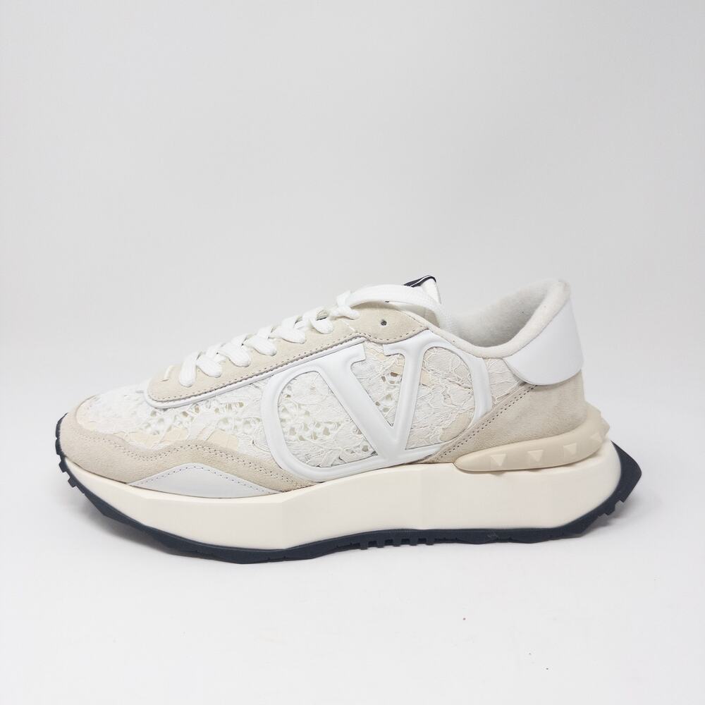 Valentino Garavani Lace Rockstud Sneakers Size 40.5 EU 10.5 US NWT